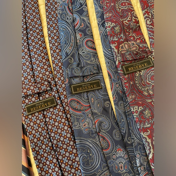 Jos. A Bank 100% Silk Tie Lot of 5 - Picture 7 of 9